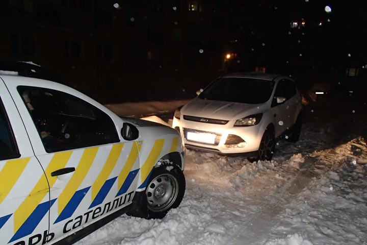 В Ленинградской области специалисты «Цезарь Сателлит» обнаружили Ford Kuga через 2 часа после угона. В Ленинградской области специалисты «Цезарь Сателлит» обнаружили Ford Kuga через 2 часа после угона.